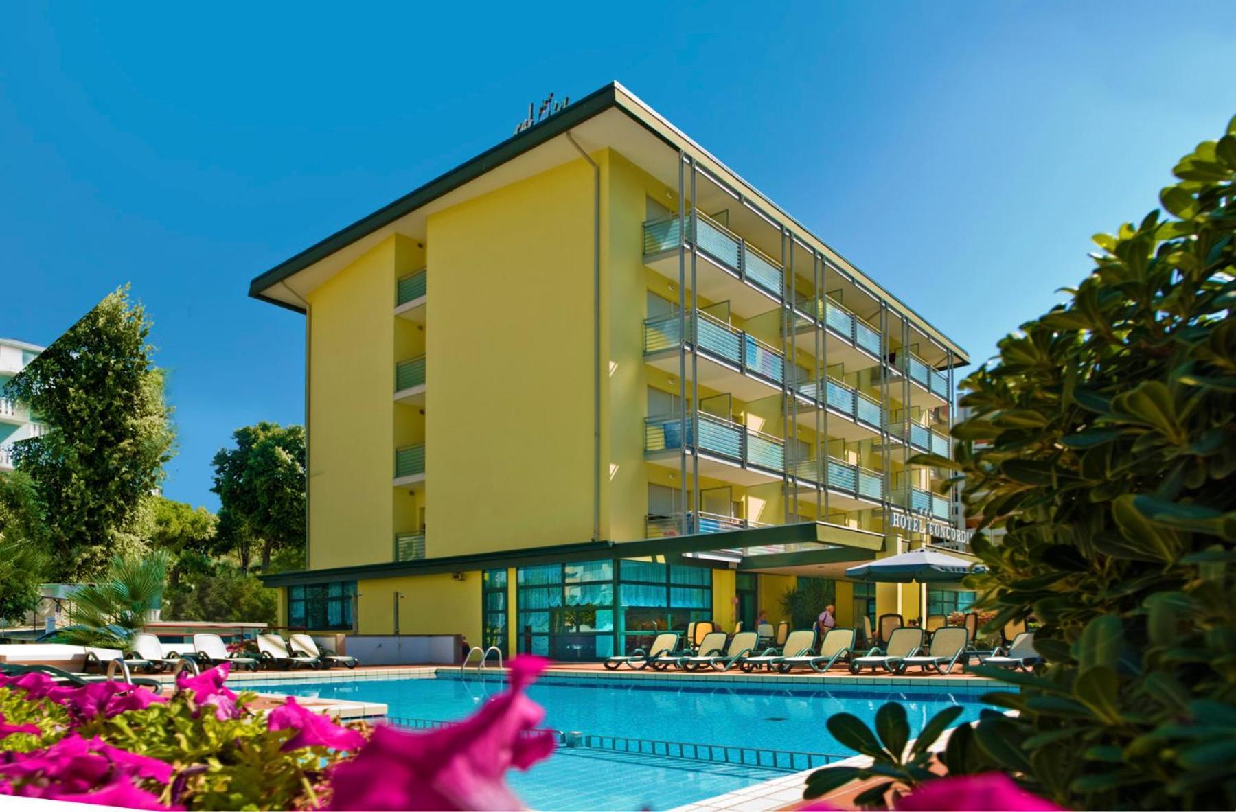 Hotel Concordia 3S Bibione Bagian luar foto