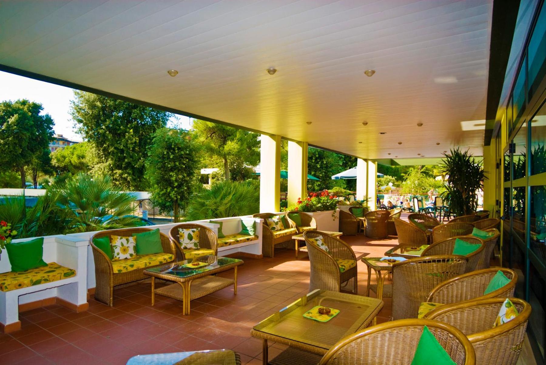Hotel Concordia 3S Bibione Bagian luar foto